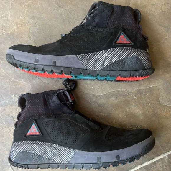 Nike ACG Ruckel Ridge Shoes - Picture 12 of 15